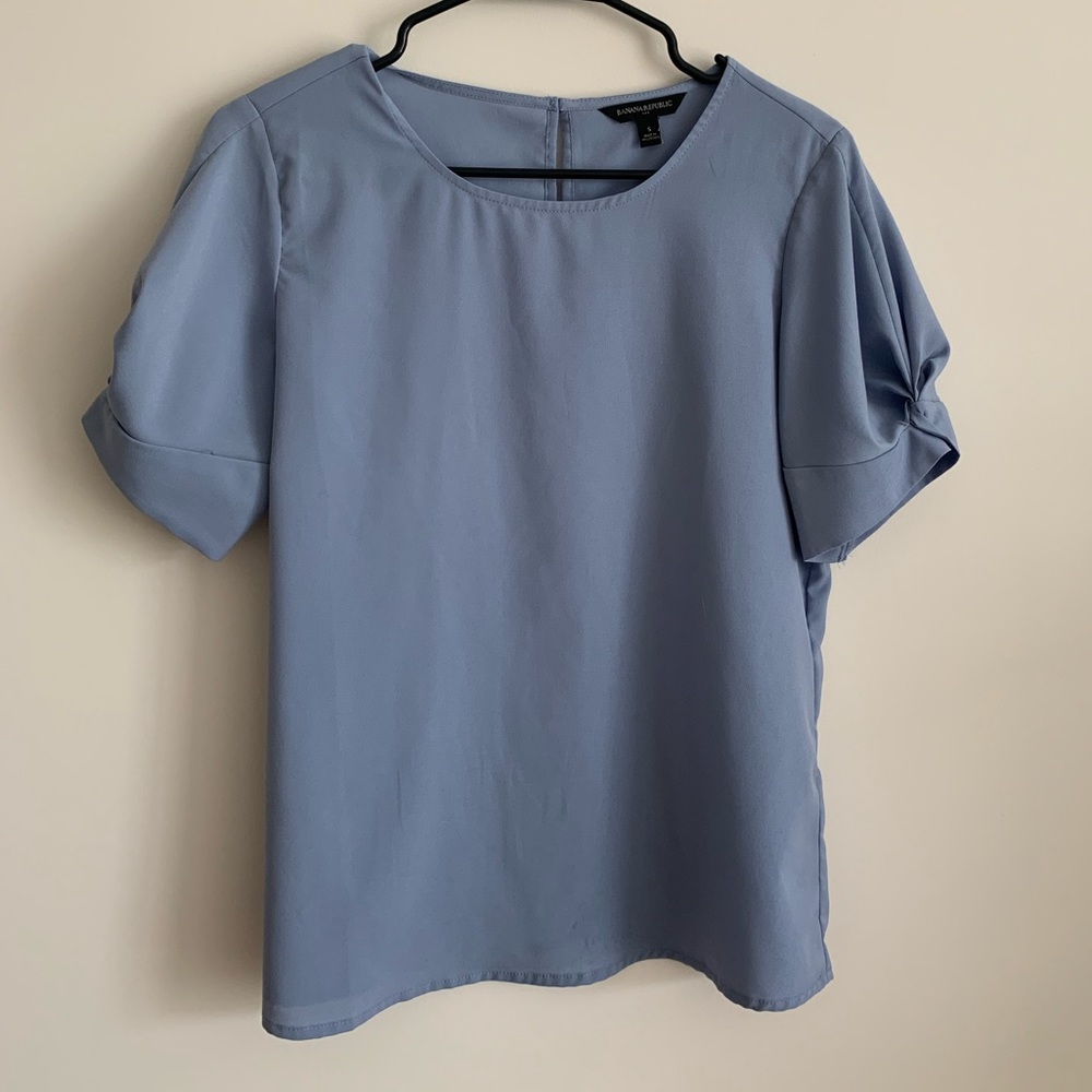 Banana Republic ruffle sleeve work blouse